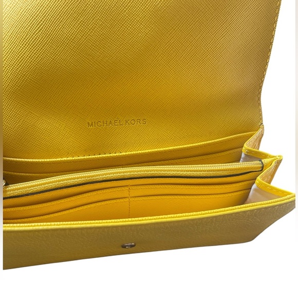 Michael Kors Citrus Wallet - Picture 8 of 11